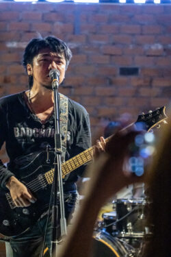 jaigon orchestra, 18 18, broken flower, yee water, kinh duong va ot punk rock death metal gig by ethos collective live at blue monkey HCMC concert photography by Cá Koi Lang Thang